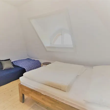 Haus Am Huegel * Gross Zicker