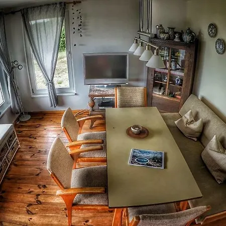 Apartment Haus Am Huegel Gross Zicker